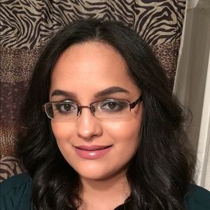 Meet your Posher, Ana